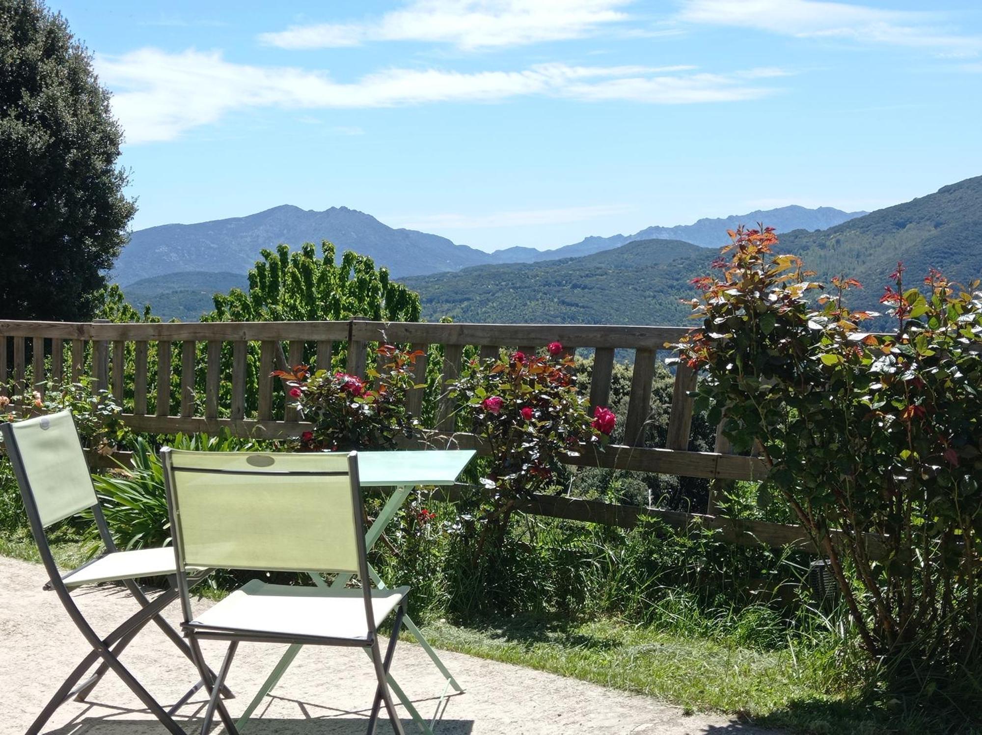 Guest house Casa Sarrinca Serra-di-Scopamene
